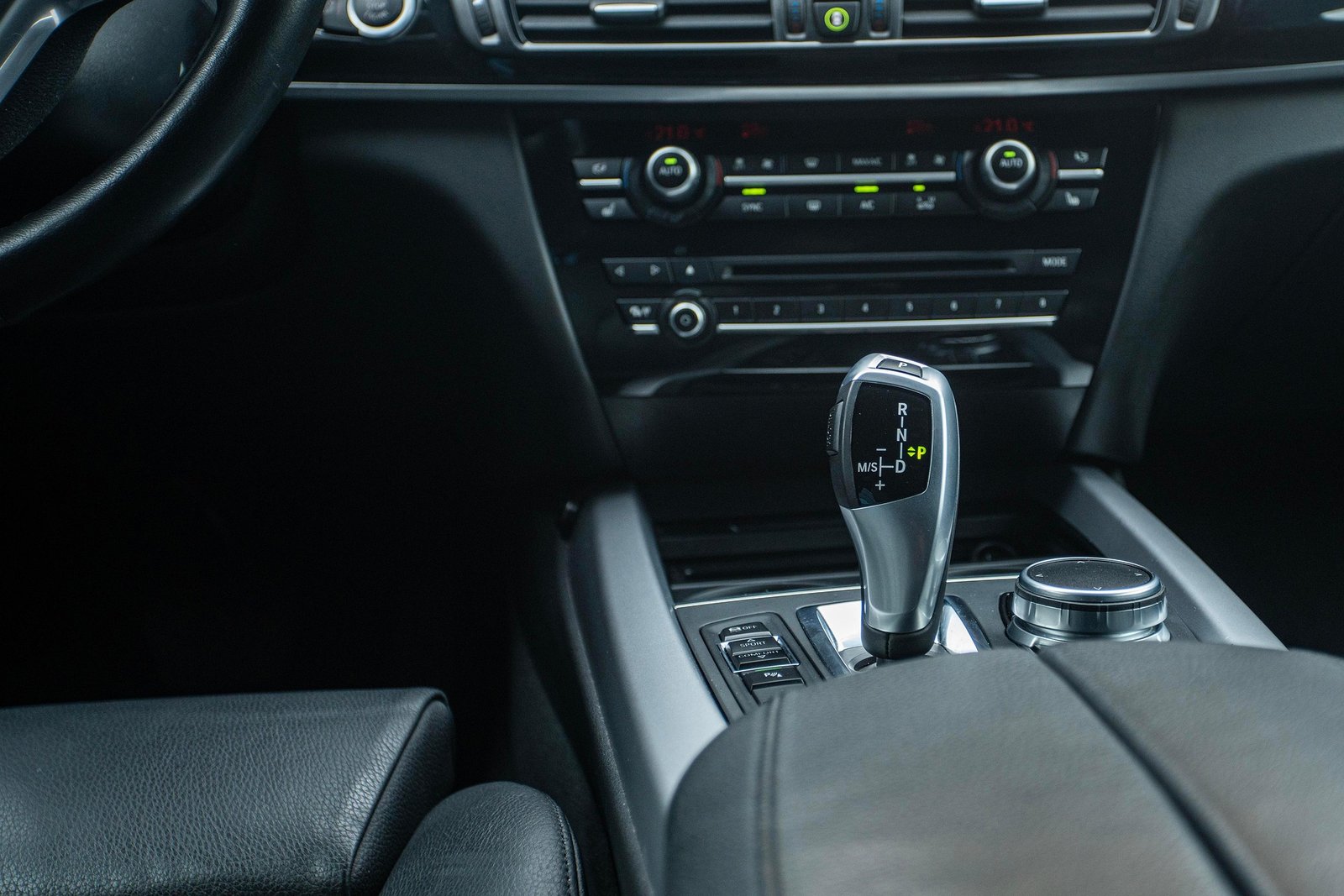 Greitas automobilio pardavimas automobilių supirkėjams